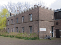 840722 Gezicht op de vleugel Wolvenplein 29 (Bakx & Meijer Catering) van de voormalige strafgevangenis Wolvenplein te ...